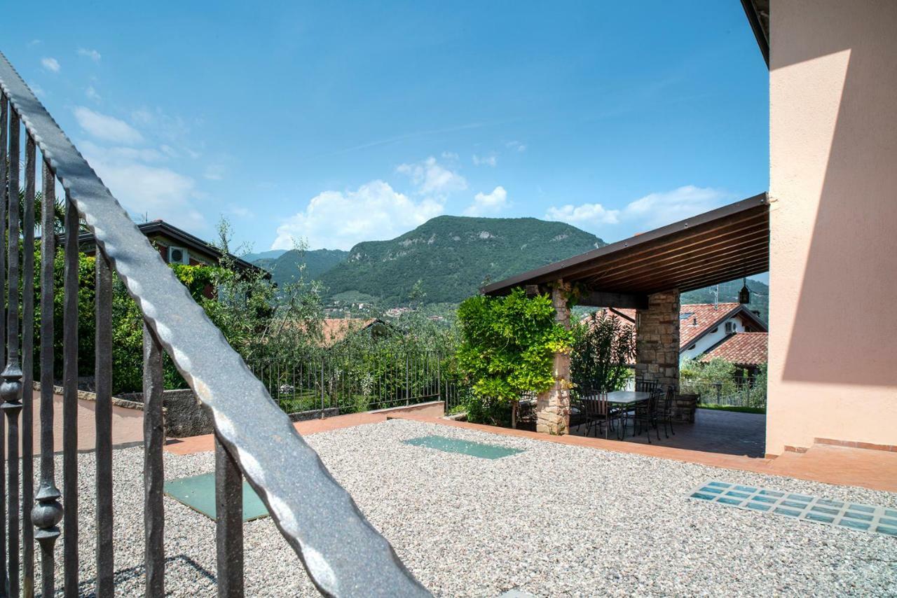 La Villa Salò Esterno foto